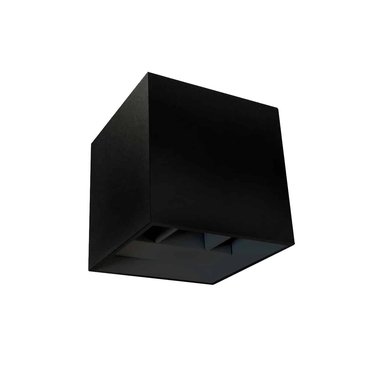 צמוד קיר מוגן מים ״קובייה הונגרית״