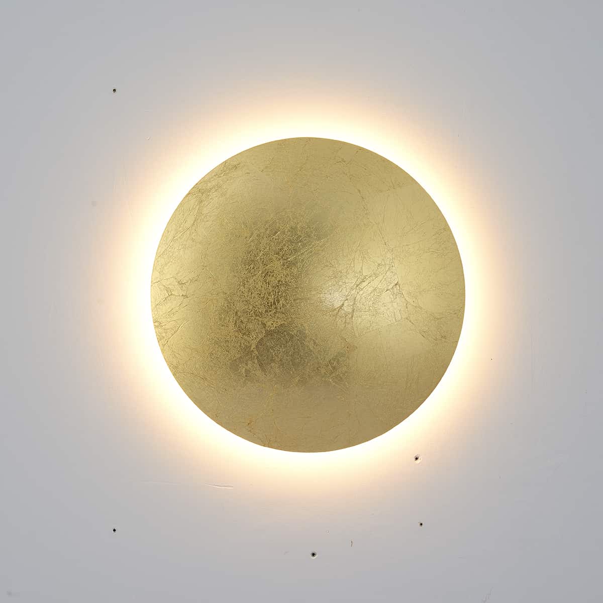 צמוד קיר ״קסטלו״