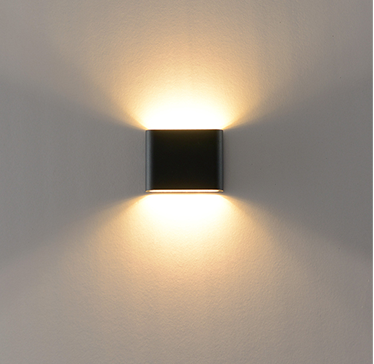 צמוד קיר מוגן מים ״הייד״