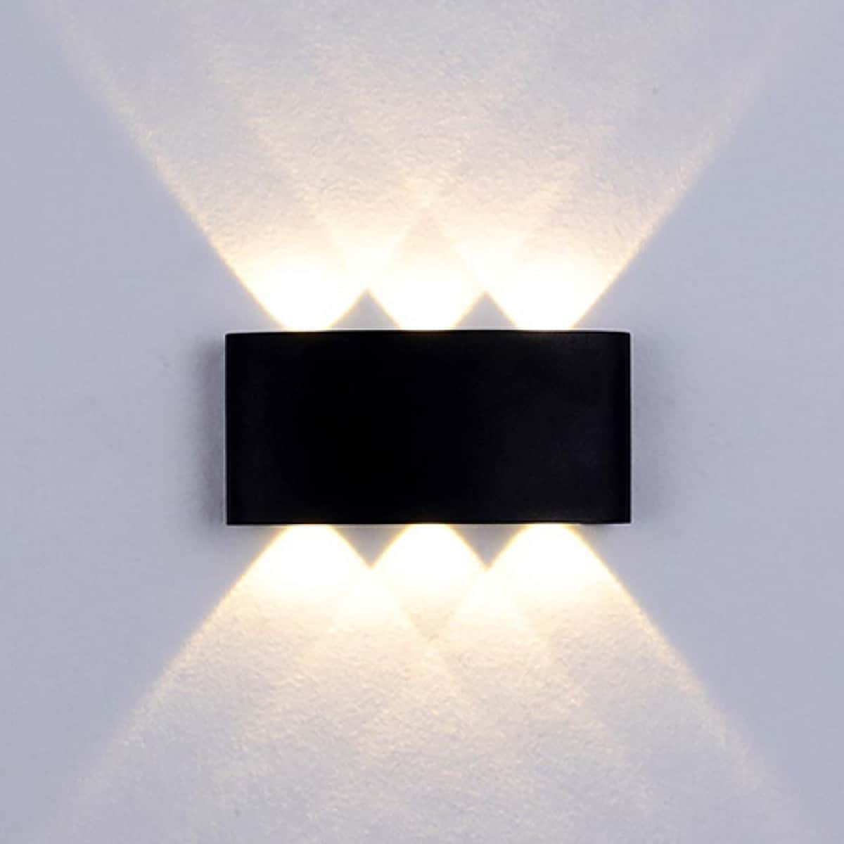 צמוד קיר מוגן מים ״עדשות 3״