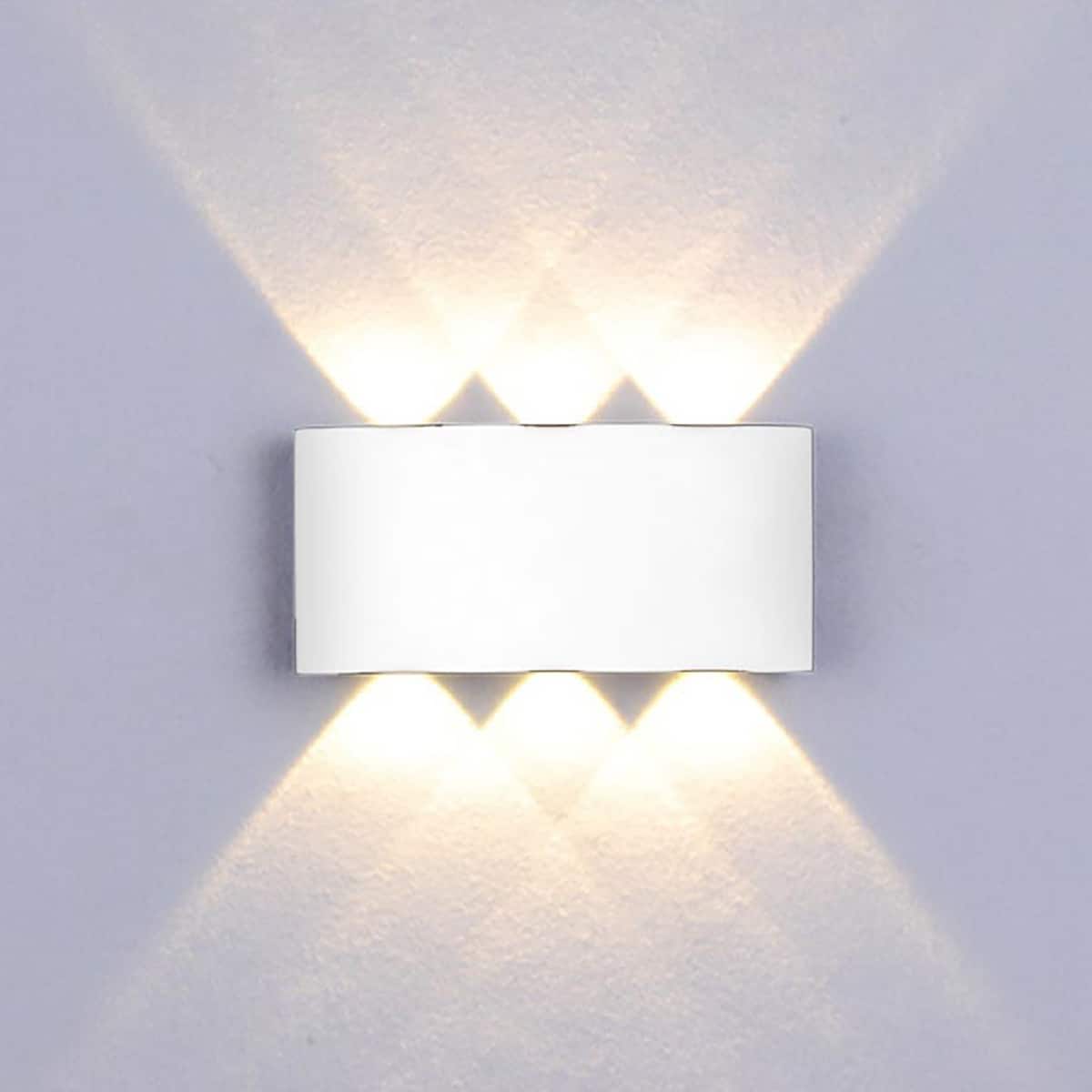 צמוד קיר מוגן מים ״עדשות 3״